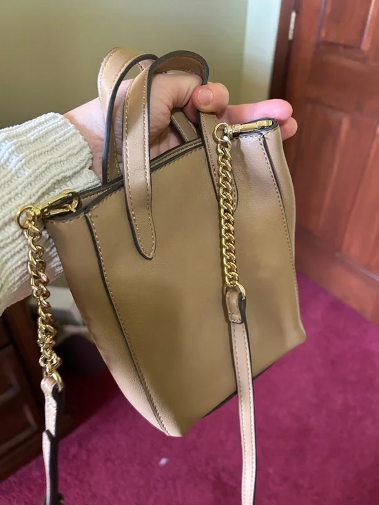 INC International Concepts Beige Leather Crossbody Bag with Gold Chain - Picture 4 of 4